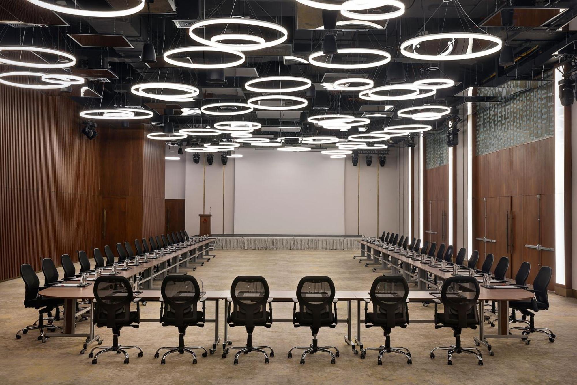 Jeddah Marriott Hotel Madinah Road Exterior foto The conference room
